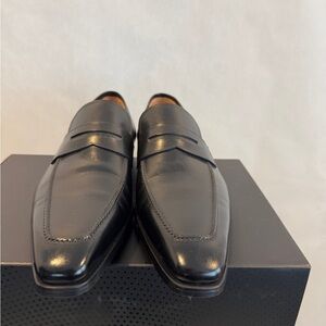 Magnanni Black Leather Men's Loafers